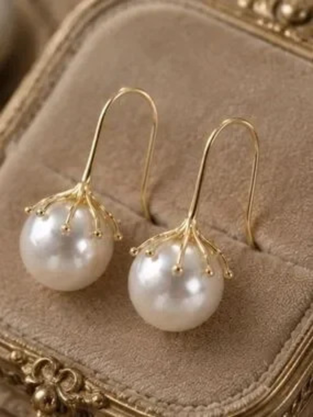 Vintage Golden Pearl Bloom Earrings